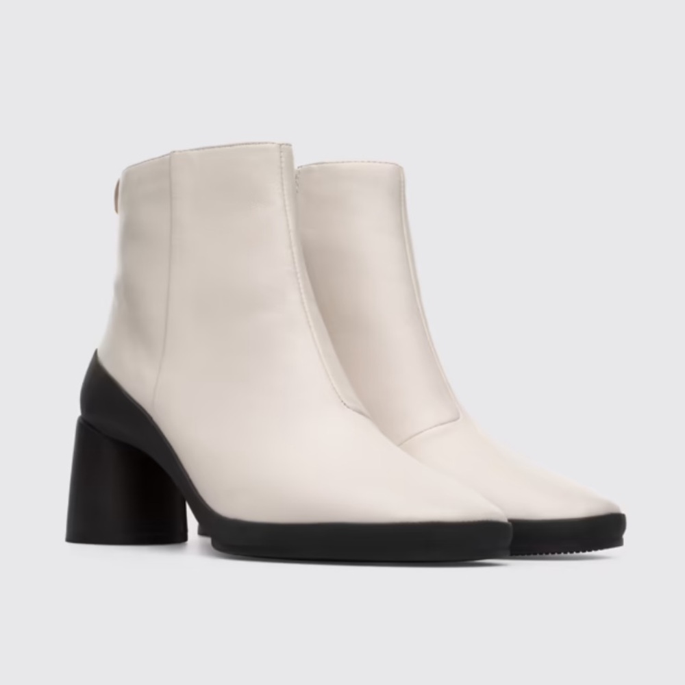 Camper Upright Light Grey Boots